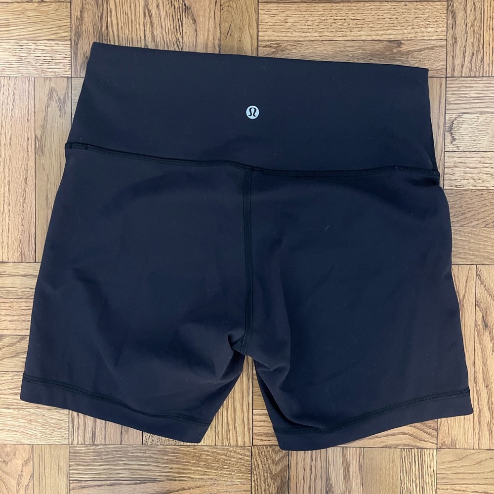 Lululmeon align shorts - black, 10